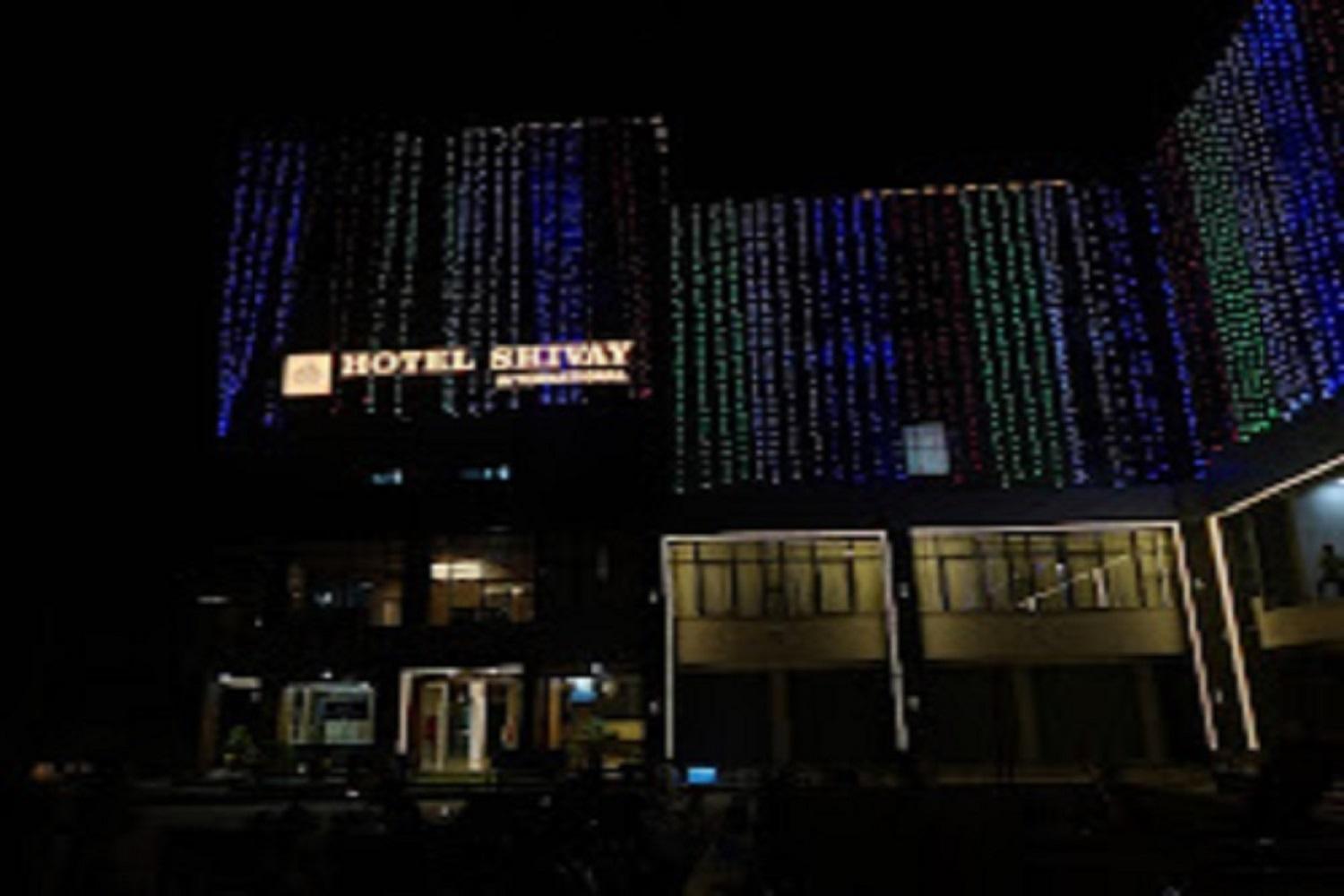 Hotel Shivay International Tharad المظهر الخارجي الصورة