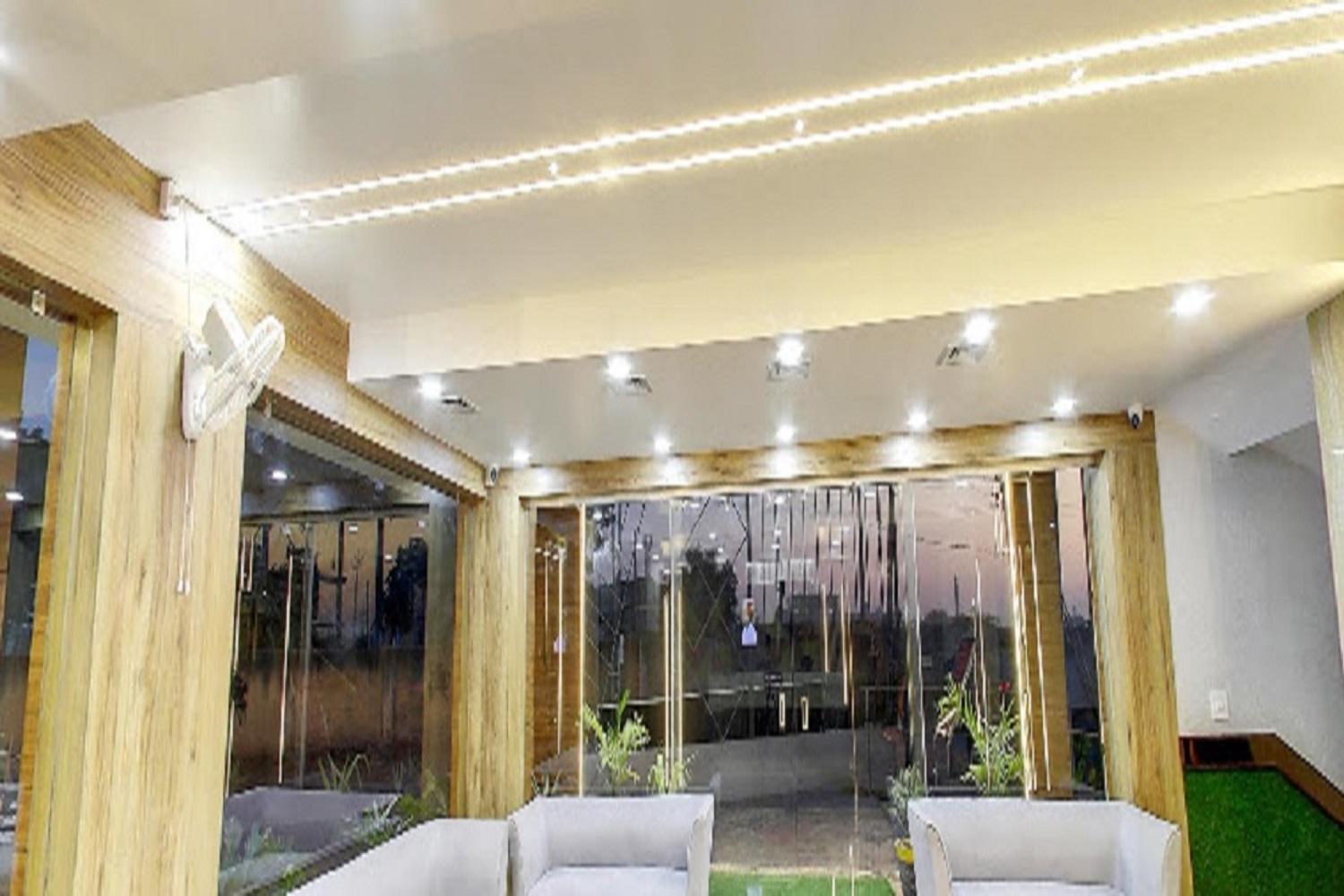 Hotel Shivay International Tharad المظهر الخارجي الصورة